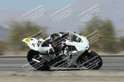 media/Oct-02-2025-Racers Edge (Thu) [[2c91cb6ab3]]/3-B Group/Session 5-Turn 3 Inside Pans (2pm)/